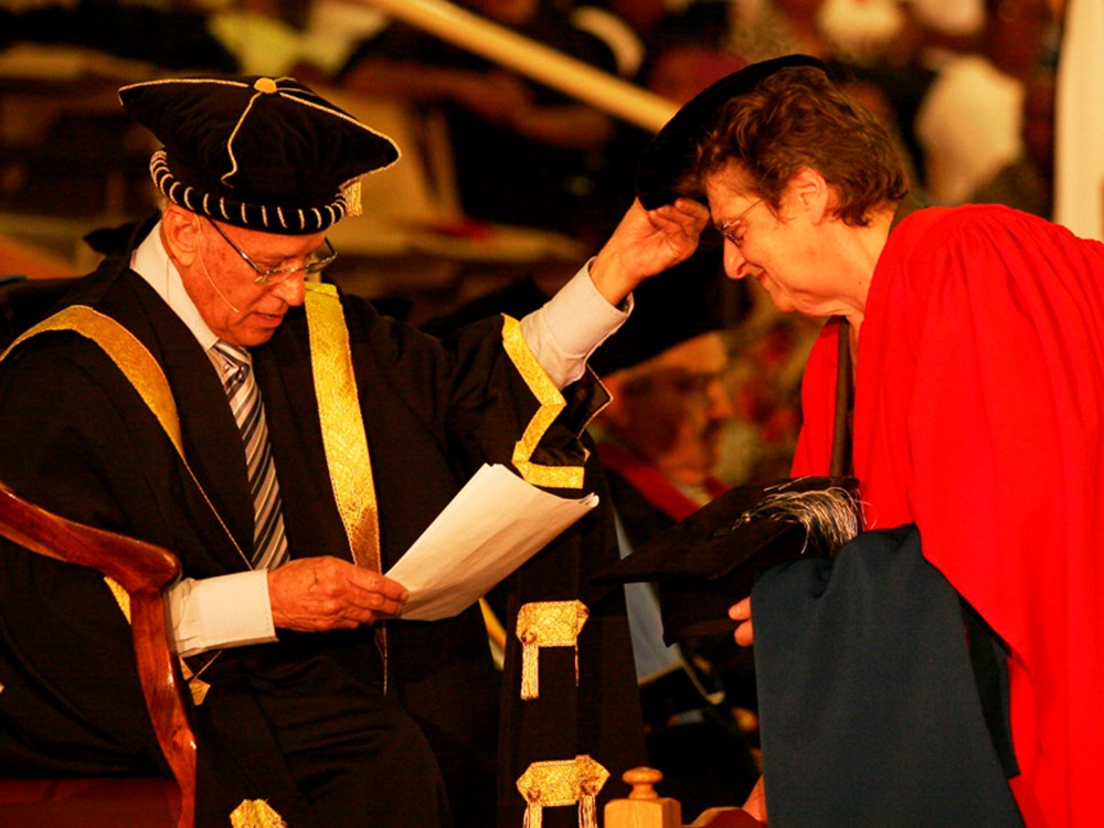 Doctorate for Governor of the SA Reserve Bank
