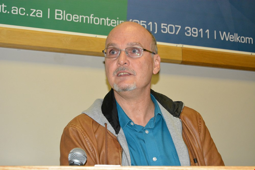 Academics discuss ways to develop online programmes