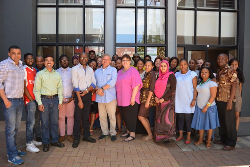 A world-renowned bioinformatics scholar visits CUT