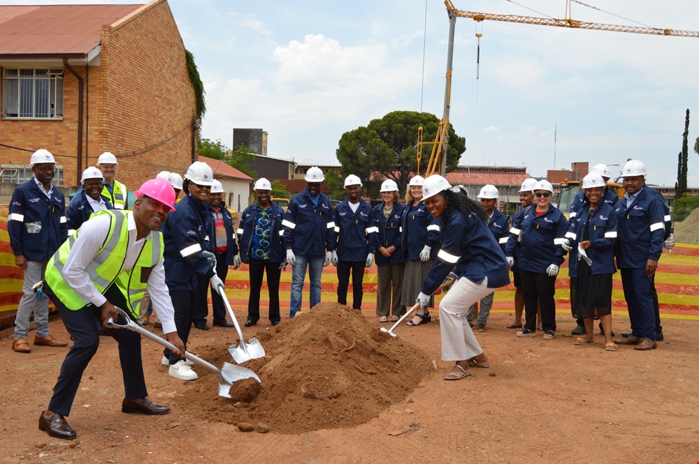 The construction of two world-class facilities under way at Bloemfontein Campus 