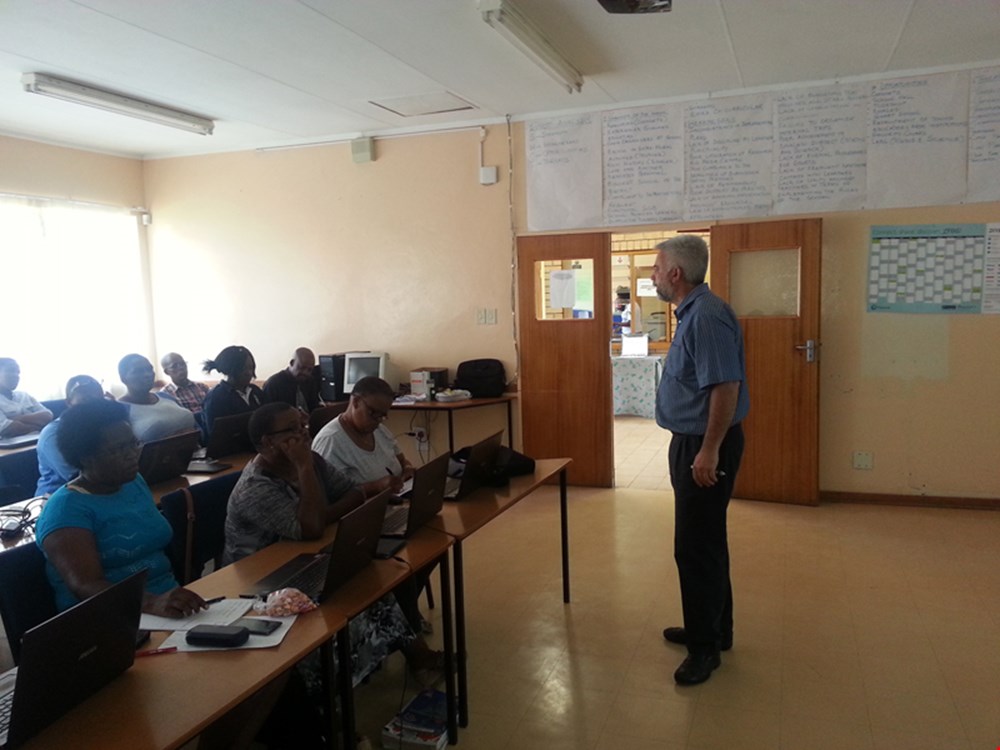CUT workshops Zastron educators on e-Learning