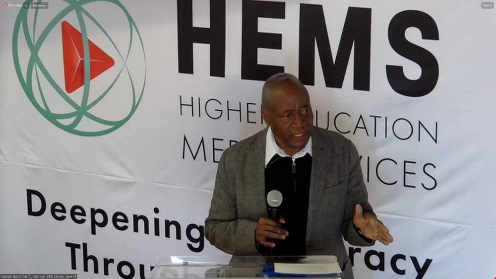CUT Chancellor engages in a crucial dialogue titled: "The Future South Africa We Want and Deserve!" This dialogue, held in a hybrid format, brought together key stakeholders from various sectors to discuss and deliberate on the future of our beloved country, South Africa.
