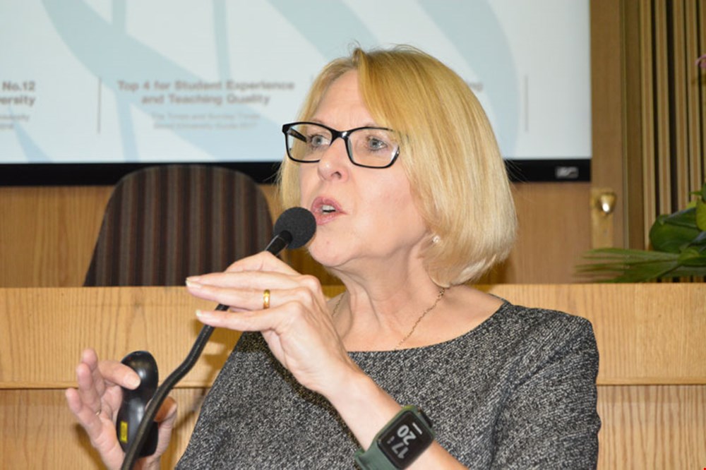 CUT Academics learn the art of nudging as an entrepreneurial and research mechanism