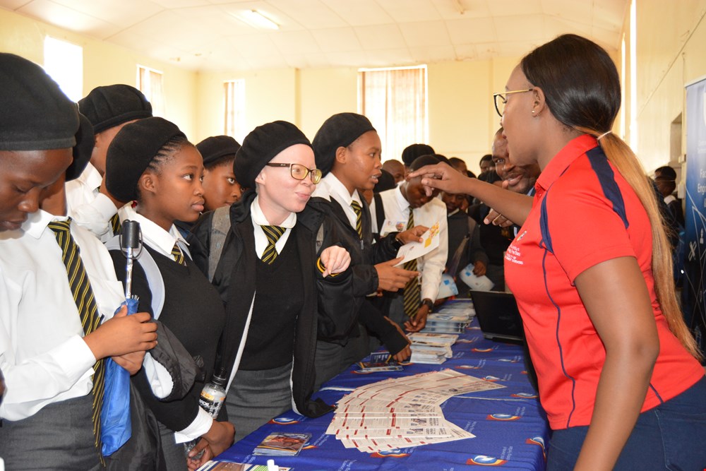 Management takes the university to communities