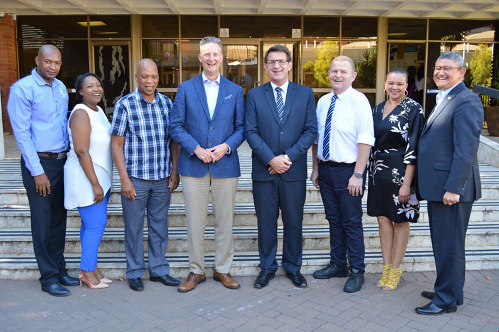 Consul General of the United States visits CUT