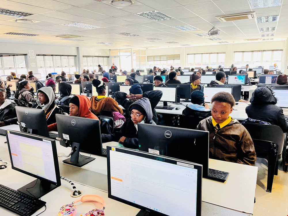 CUT and NEMISA empower learners through Digital Literacy Training at Welkom Campus 