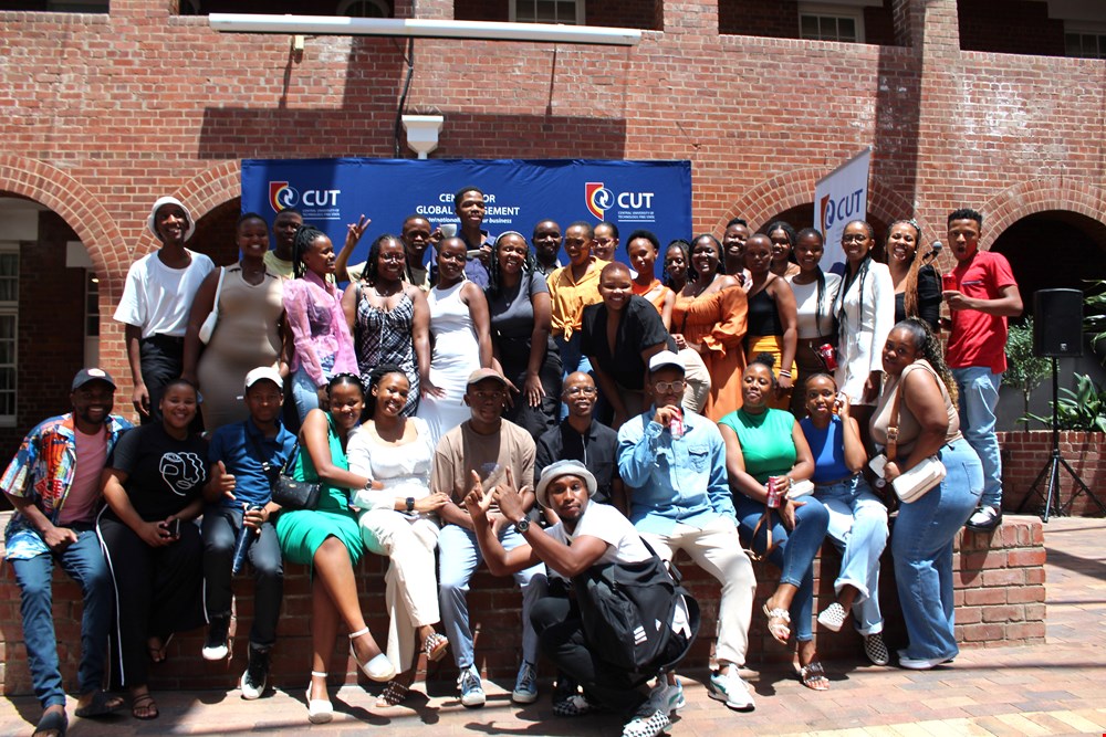 CUT students successfully participate in the 2023 Collaborative Online International Learning project