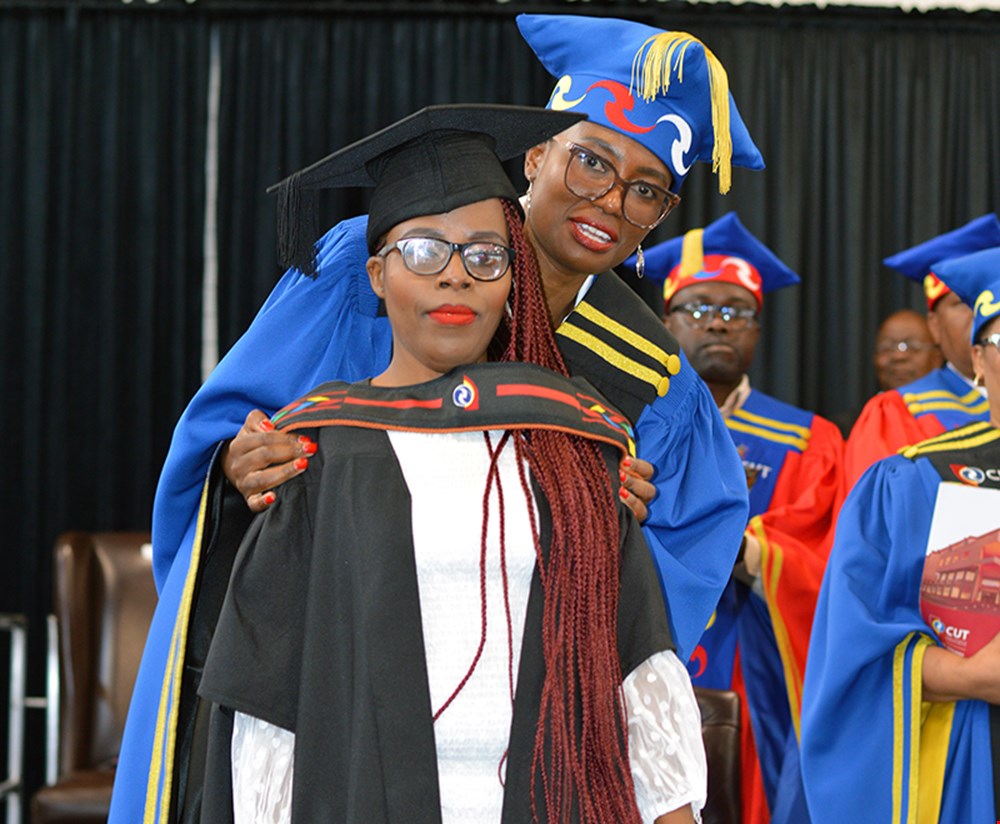 Graduate, Lindiwe Mothibeli breaks barriers and attributes her success to the CUT Disability Unit