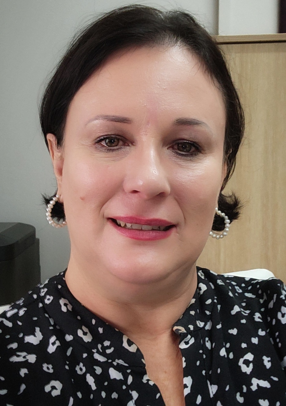Prof. Desere Kokt, a dedicated Pioneer in Human Resource Management and Lifelong Learning