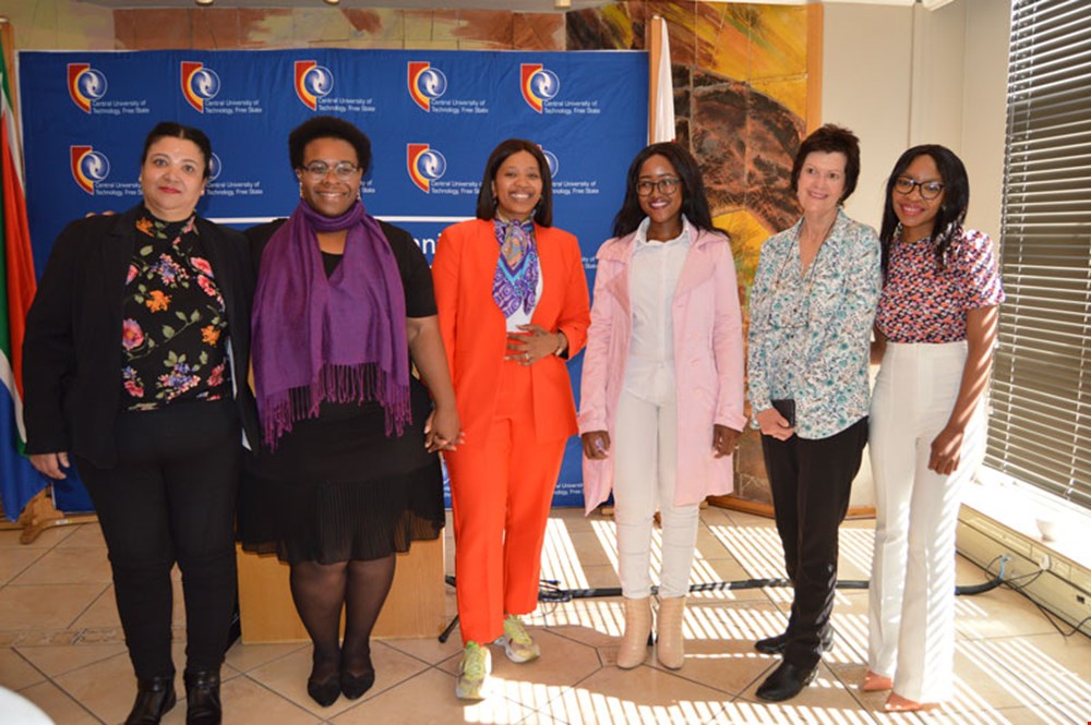 Workplace breakfast held to appreciate CUT alumni women