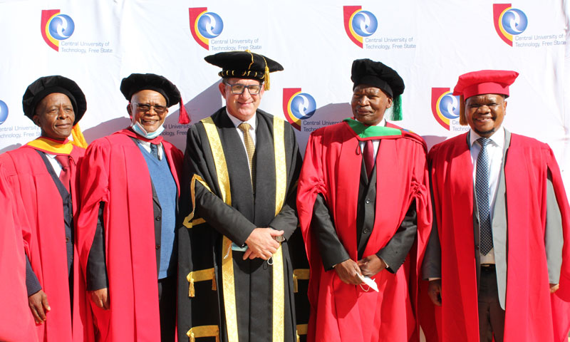 CUT honours Free State Education MEC Tate Makgoe