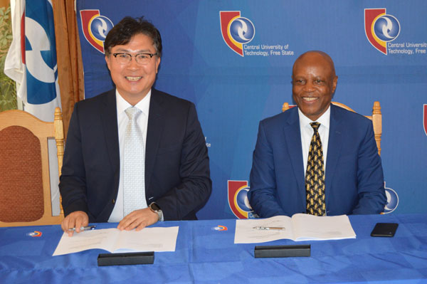 CUT and Samsung Electronics South Africa forge a new alliance