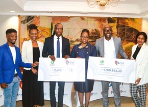 Kgolo Community Development Trust contributes millions to alleviate CUT graduate debt Kgolo Community Development Trust contributes millions to alleviate CUT graduate debt