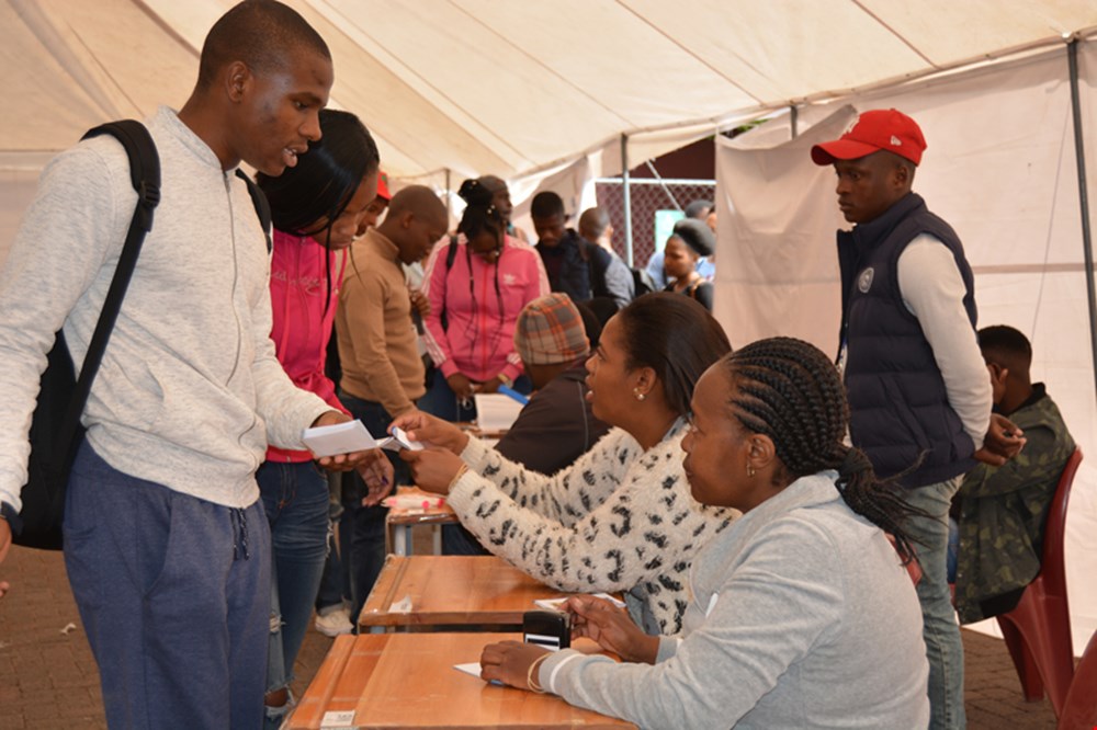 CUT students cast votes for the new SRC office